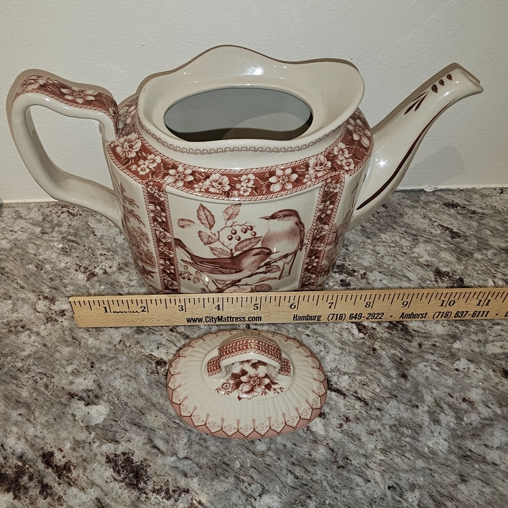 RED & CREAM VICTORIAN TOILE COUNTRYSIDE BIRD TEAPOT 6 CI